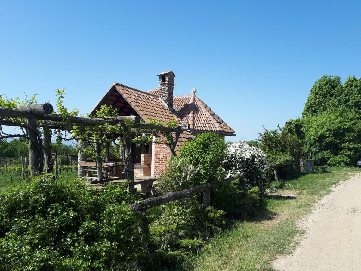 Robinson Vila Kitokret Kutjevo ภายนอก รูปภาพ